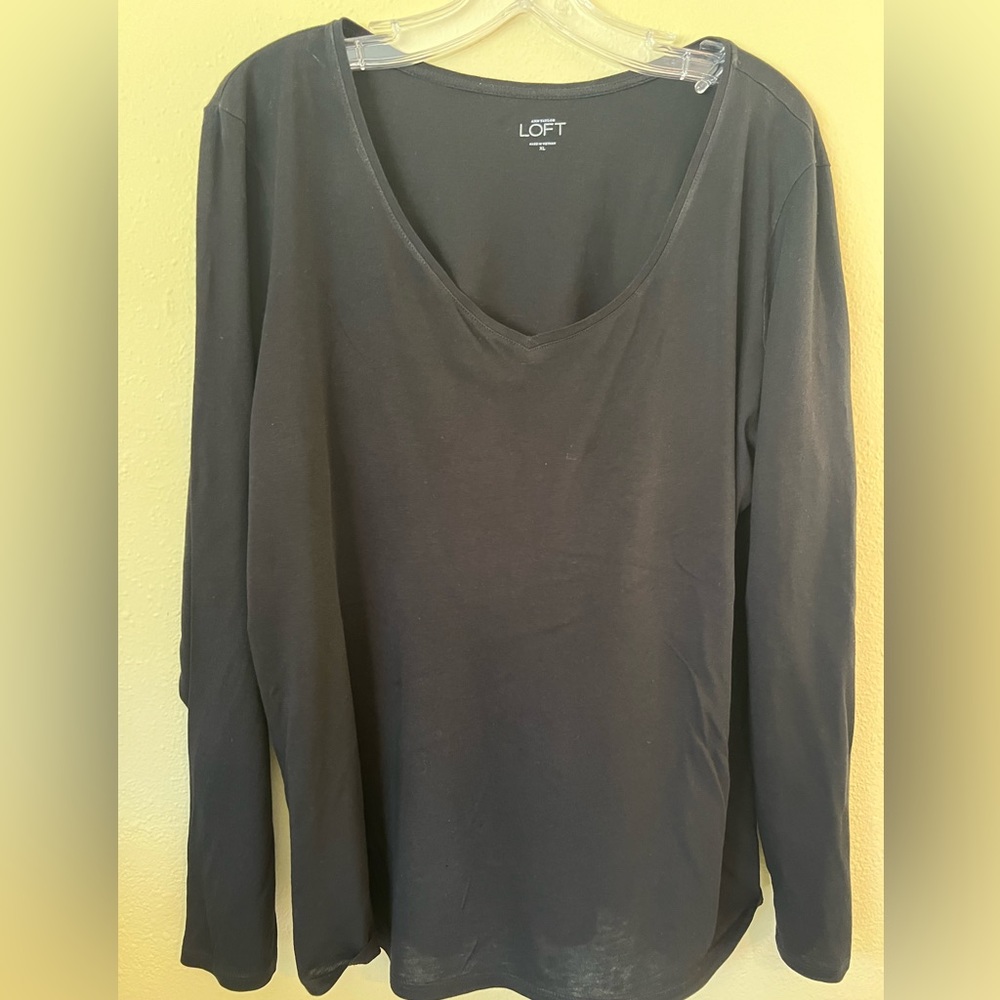 LOFT Black Long Sleeve T Shirt size XL